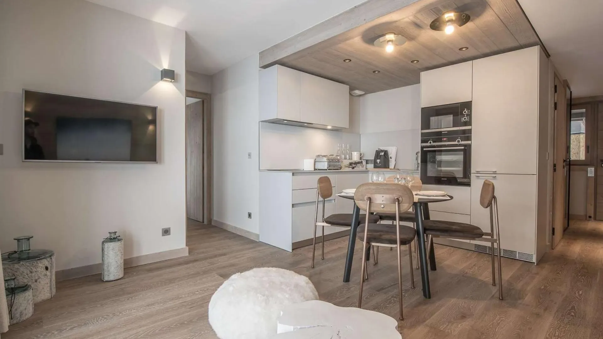 Apartman Charmant Appart A Courchevel Village, Proche Pistes, 2 Ch, Spa & Wifi - Fr-1-631-210